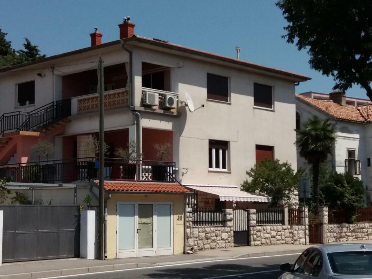 Apartments No 1288 Novi Vinodolski Extérieur photo